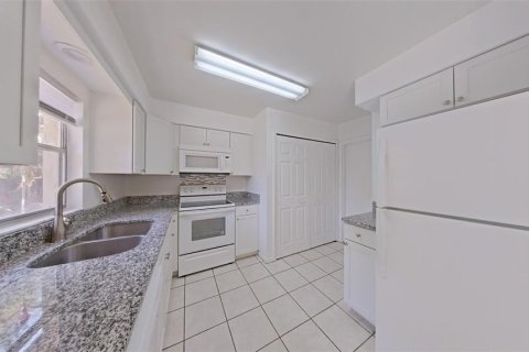 Apartamento en alquiler en Orlando, Florida, 2 dormitorios, 0.74 m2 № 1823271 - foto 4