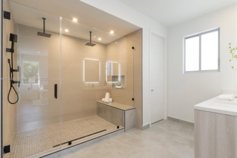 Townhouse in Fort Lauderdale, Florida 4 bedrooms, 232.72 sq.m. № 1731744 - photo 15