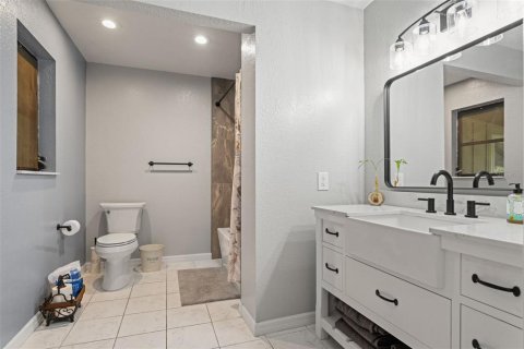 Casa en venta en Brooksville, Florida, 9 dormitorios, 474.17 m2 № 1856608 - foto 22