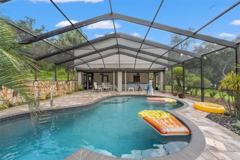 Casa en venta en Brooksville, Florida, 9 dormitorios, 474.17 m2 № 1856608 - foto 5