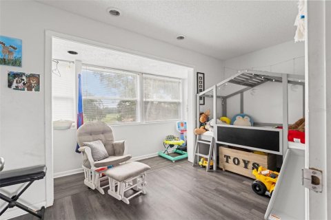 Casa en venta en Brooksville, Florida, 9 dormitorios, 474.17 m2 № 1856608 - foto 28