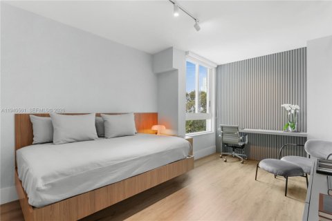 Copropriété à vendre à Miami, Floride: 2 chambres, 157.93 m2 № 1998389 - photo 30