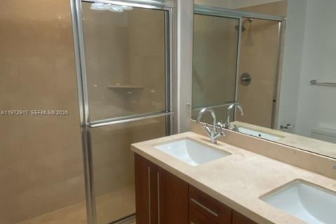 Copropriété à louer à Miami, Floride: 2 chambres, 95.13 m2 № 2038751 - photo 14
