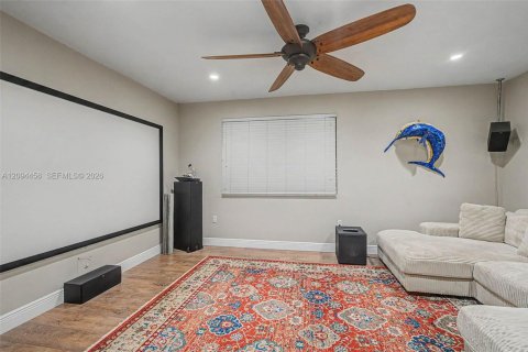 Casa en venta en Palmetto Bay, Florida, 4 dormitorios, 226.22 m2 № 2383240 - foto 16