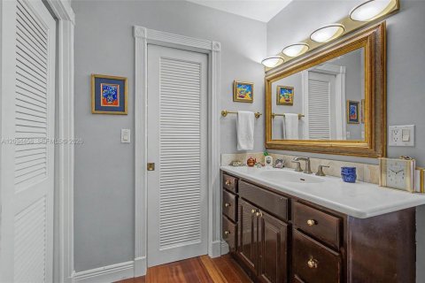 Casa en venta en Palmetto Bay, Florida, 4 dormitorios, 226.22 m2 № 2383240 - foto 10