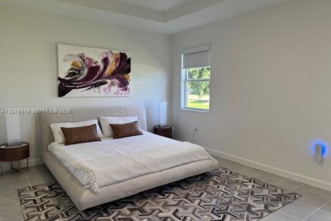 Villa ou maison à louer à Homestead, Floride: 3 chambres, 215.44 m2 № 2300208 - photo 9