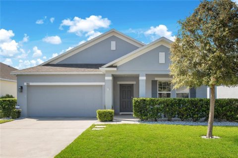 Villa ou maison à vendre à DeLand, Floride: 4 chambres, 183.95 m2 № 1913312 - photo 1