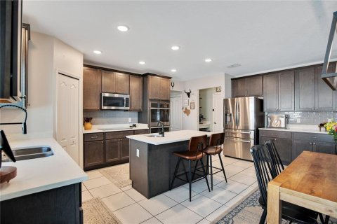 Villa ou maison à vendre à DeLand, Floride: 4 chambres, 183.95 m2 № 1913312 - photo 7