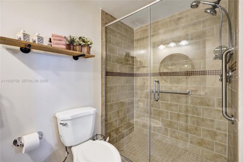 Condominio en venta en Miami, Florida, 2 dormitorios, 107.3 m2 № 1996445 - foto 19