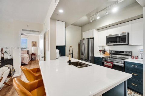 Condominio en venta en Miami, Florida, 2 dormitorios, 107.3 m2 № 1996445 - foto 7