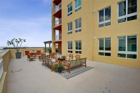 Condominio en venta en Miami, Florida, 2 dormitorios, 107.3 m2 № 1996445 - foto 22