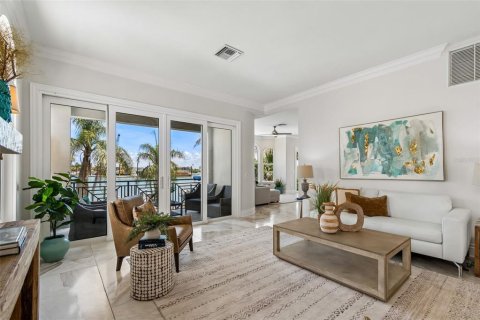 Villa ou maison à vendre à Clearwater, Floride: 4 chambres, 374.95 m2 № 2302179 - photo 10