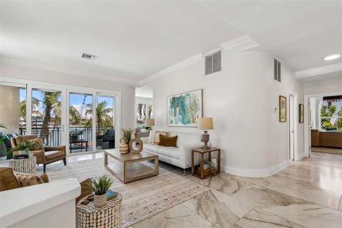 Villa ou maison à vendre à Clearwater, Floride: 4 chambres, 374.95 m2 № 2302179 - photo 8