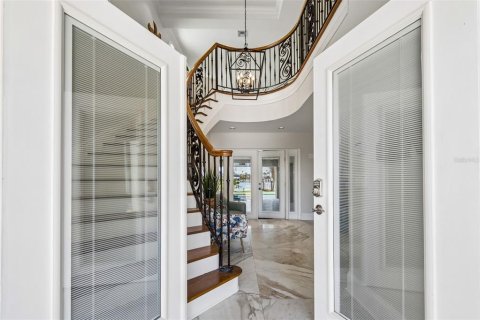 Villa ou maison à vendre à Clearwater, Floride: 4 chambres, 374.95 m2 № 2302179 - photo 5