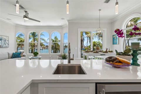 Villa ou maison à vendre à Clearwater, Floride: 4 chambres, 374.95 m2 № 2302179 - photo 24