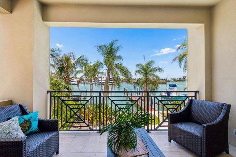 Villa ou maison à vendre à Clearwater, Floride: 4 chambres, 374.95 m2 № 2302179 - photo 15