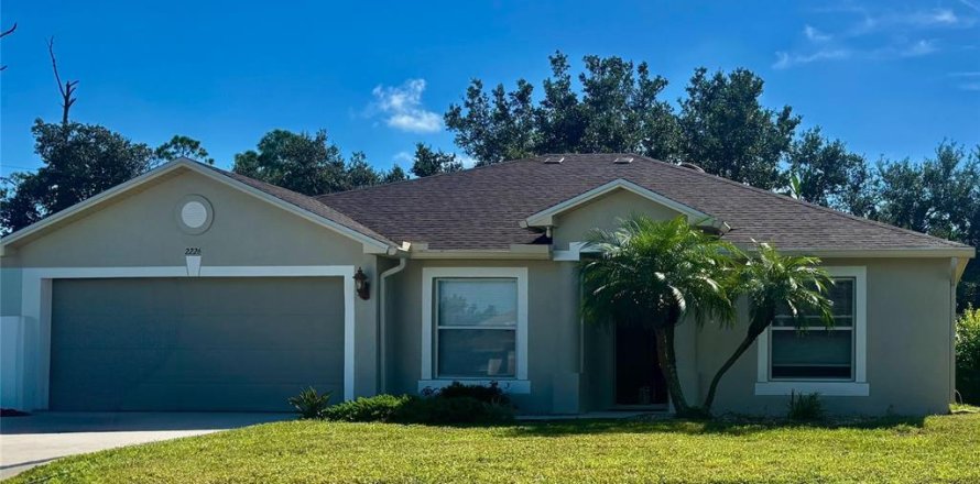Casa en North Port, Florida 3 dormitorios, 152.36 m2 № 1903930