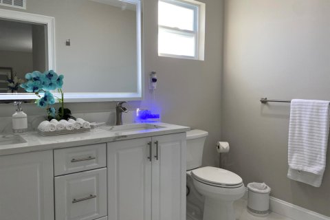 Casa en alquiler en Plantation, Florida, 4 dormitorios, 223.8 m2 № 2245884 - foto 14
