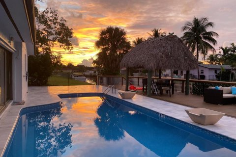 Casa en alquiler en Plantation, Florida, 4 dormitorios, 223.8 m2 № 2245884 - foto 5