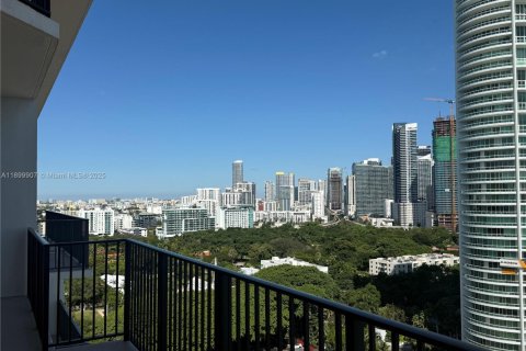 Copropriété à louer à Miami, Floride: 3 chambres, 306.58 m2 № 1964189 - photo 6