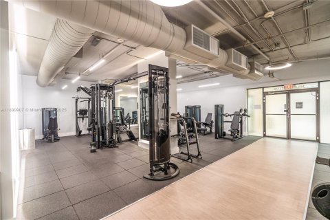 Copropriété à louer à Miami, Floride: 3 chambres, 306.58 m2 № 1964189 - photo 11