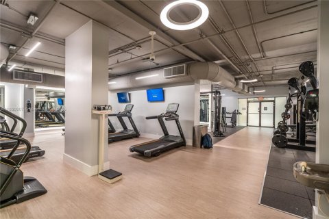 Copropriété à louer à Miami, Floride: 3 chambres, 306.58 m2 № 1964189 - photo 10