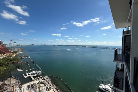 Copropriété à louer à Miami, Floride: 3 chambres, 306.58 m2 № 1964189 - photo 3