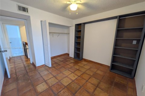 Touwnhouse à louer à Miami, Floride: 3 chambres, 114.18 m2 № 1943636 - photo 20