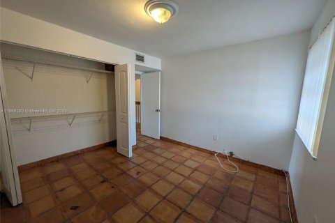Touwnhouse à louer à Miami, Floride: 3 chambres, 114.18 m2 № 1943636 - photo 13