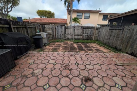 Touwnhouse à louer à Miami, Floride: 3 chambres, 114.18 m2 № 1943636 - photo 16