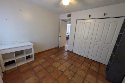 Touwnhouse à louer à Miami, Floride: 3 chambres, 114.18 m2 № 1943636 - photo 15