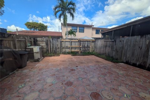 Touwnhouse à louer à Miami, Floride: 3 chambres, 114.18 m2 № 1943636 - photo 21