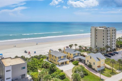 Villa ou maison à vendre à New Smyrna Beach, Floride: 4 chambres, 181.35 m2 № 1801823 - photo 4