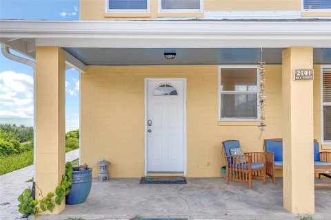 Villa ou maison à vendre à New Smyrna Beach, Floride: 4 chambres, 181.35 m2 № 1801823 - photo 8