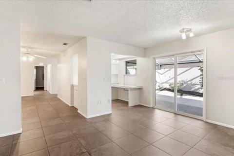 Villa ou maison à vendre à Sarasota, Floride: 2 chambres, 151.43 m2 № 2142460 - photo 19