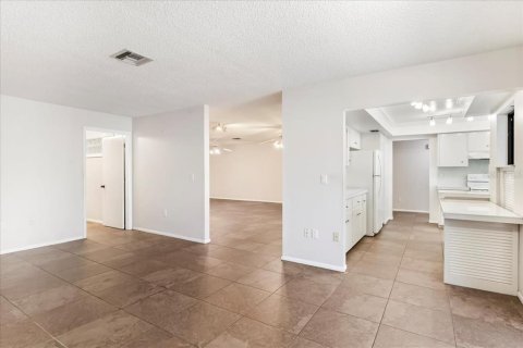 Villa ou maison à vendre à Sarasota, Floride: 2 chambres, 151.43 m2 № 2142460 - photo 18