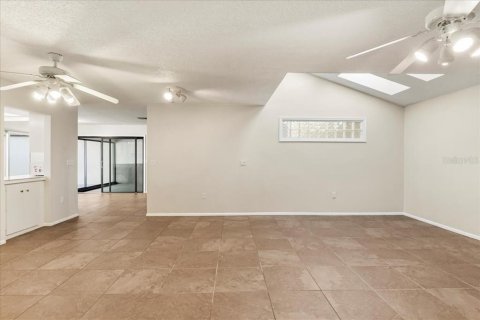 Villa ou maison à vendre à Sarasota, Floride: 2 chambres, 151.43 m2 № 2142460 - photo 11