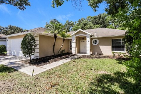 House in New Port Richey, Florida 3 bedrooms, 116.69 sq.m. № 2379606 - photo 3