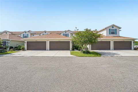 Touwnhouse à Saint Petersburg, Floride 3 chambres, 159.14 m2 № 2113826