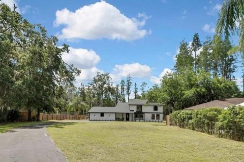 Casa en alquiler en Lutz, Florida, 4 dormitorios, 354.42 m2 № 2287477 - foto 4