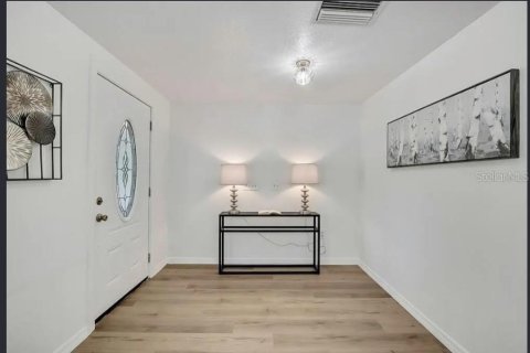 Casa en alquiler en Lutz, Florida, 4 dormitorios, 354.42 m2 № 2287477 - foto 5