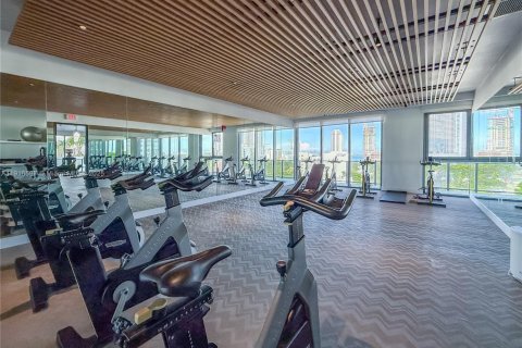 Condominio en alquiler en Miami, Florida, 1 dormitorio, 62.52 m2 № 2016447 - foto 20