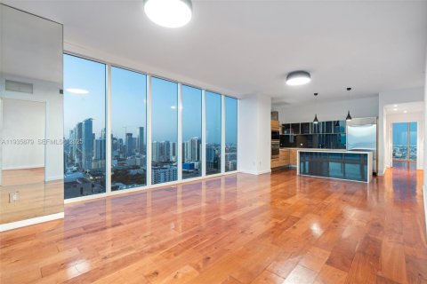 Condo in Miami, Florida, 3 bedrooms  № 1994067 - photo 10