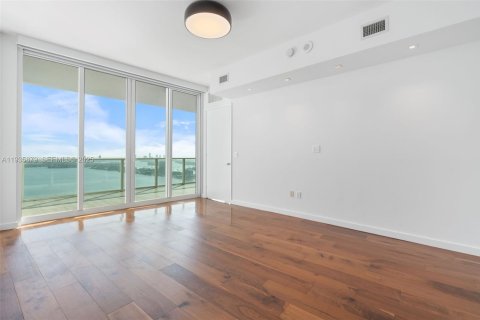 Condo in Miami, Florida, 3 bedrooms  № 1994067 - photo 14
