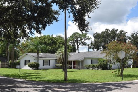 Villa ou maison à vendre à Maitland, Floride: 3 chambres, 189.33 m2 № 1915182 - photo 2