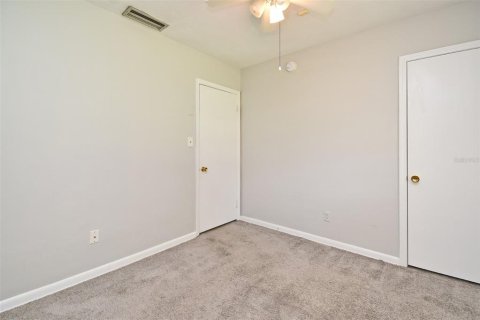 House in Maitland, Florida 3 bedrooms, 189.33 sq.m. № 1915182 - photo 25