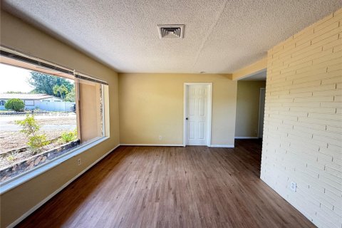 House in Margate, Florida 3 bedrooms, 96.99 sq.m. № 1830143 - photo 6