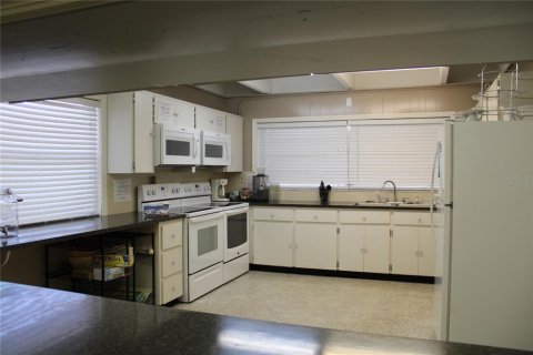 Condo in Saint Petersburg, Florida, 2 bedrooms  № 1657420 - photo 26