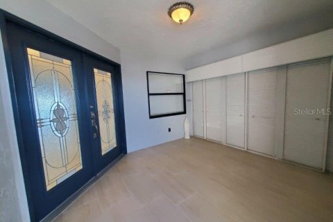 Снять в аренду кондоминиум в Пунта-Горда, Флорида 3 спальни, 169.36м2, № 2112545 - фото 5