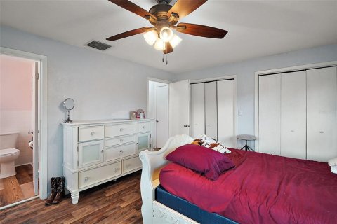 House in Yalaha, Florida 4 bedrooms, 199.55 sq.m. № 1786298 - photo 26